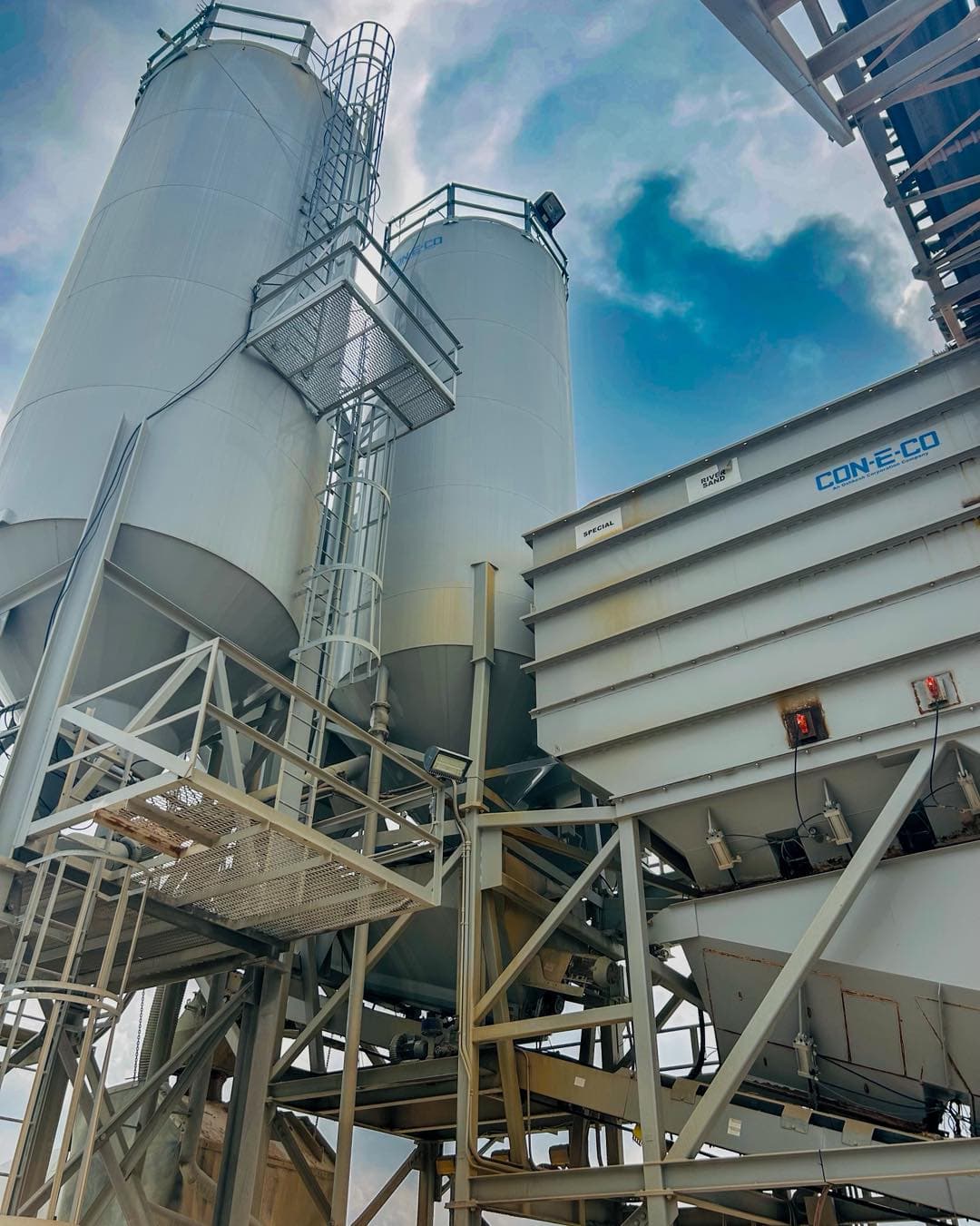 Houston / Waller Closner Equipment branch support