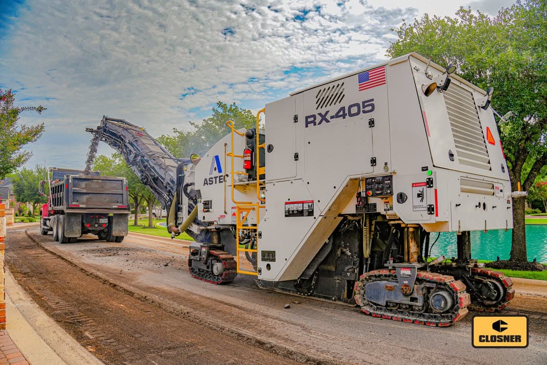 Closner Equipment Texas roadbuilding support