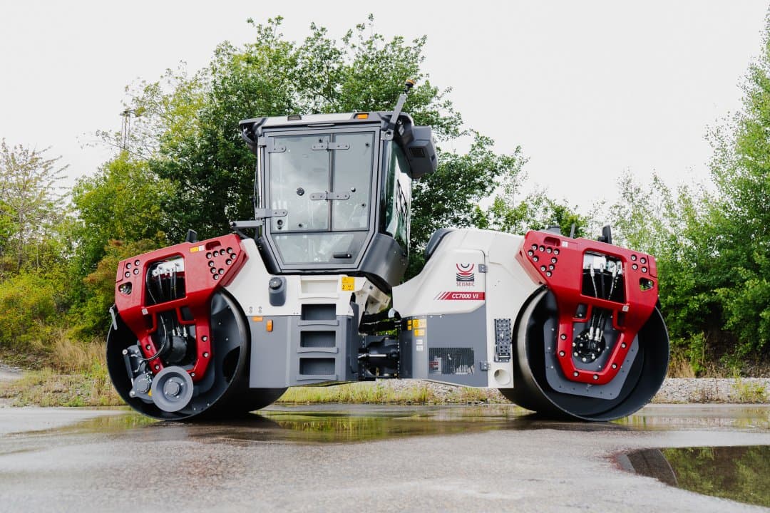 Big and Bold: Dynapac CC7000 VI Debuts as the World's Heaviest Asphalt Roller