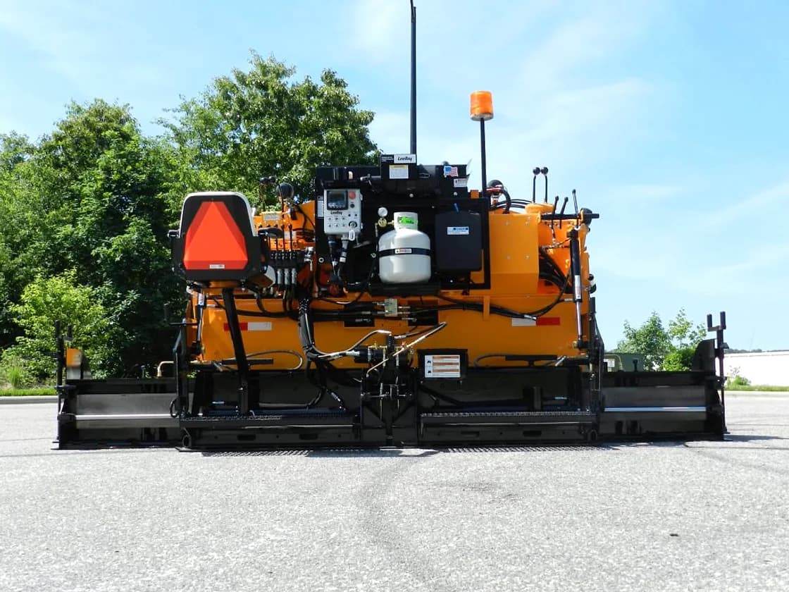 LeeBoy 1000G Asphalt Paver jobsite working view OEM photo