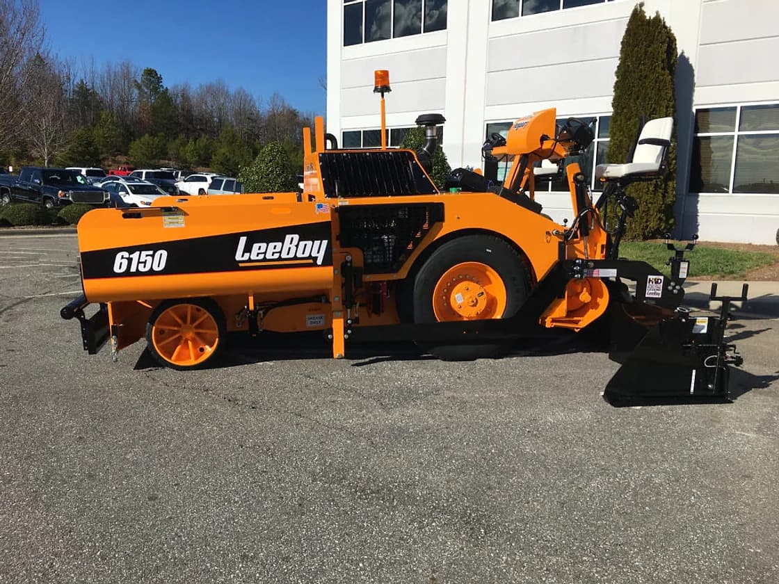 LeeBoy 6150 Asphalt Paver machine detail OEM photo