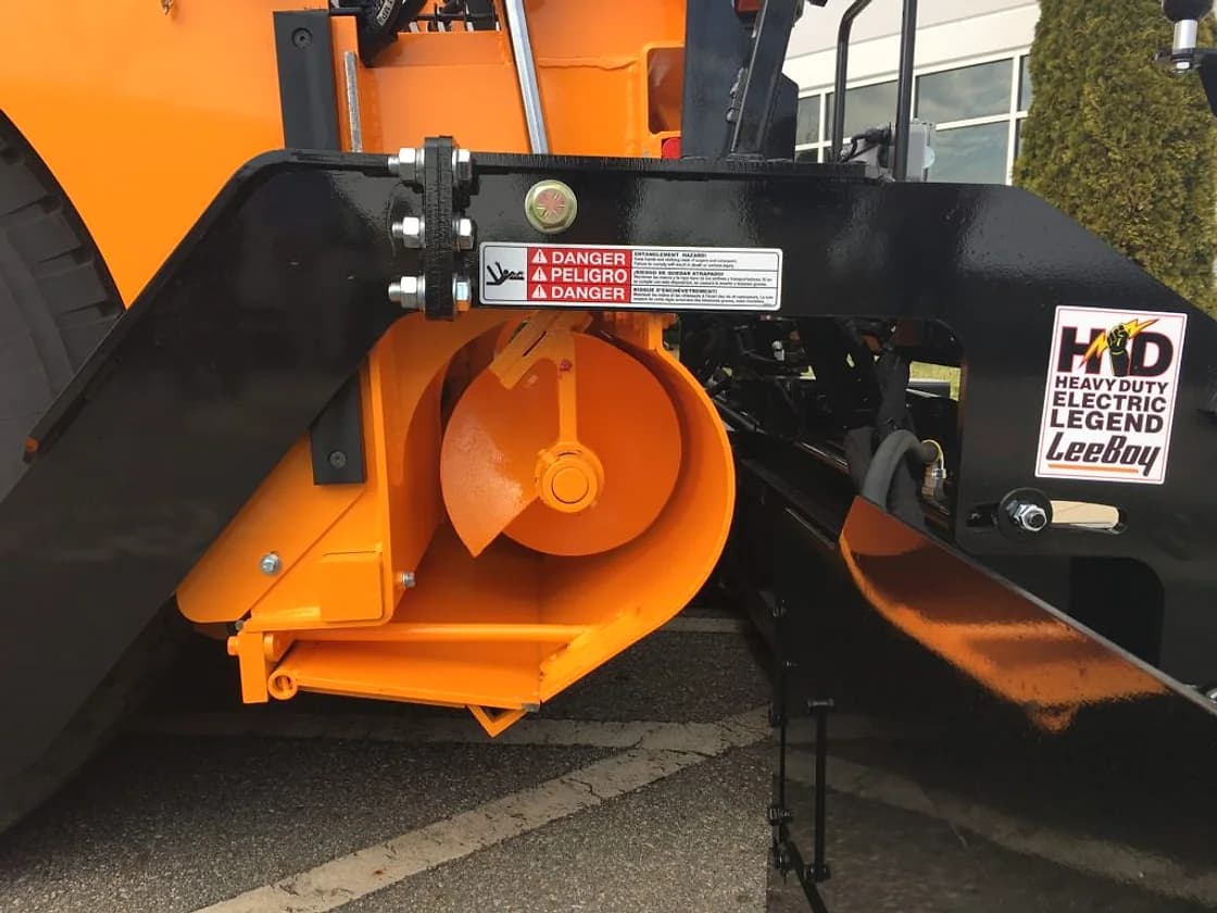 LeeBoy 6150 Asphalt Paver additional oem view OEM photo