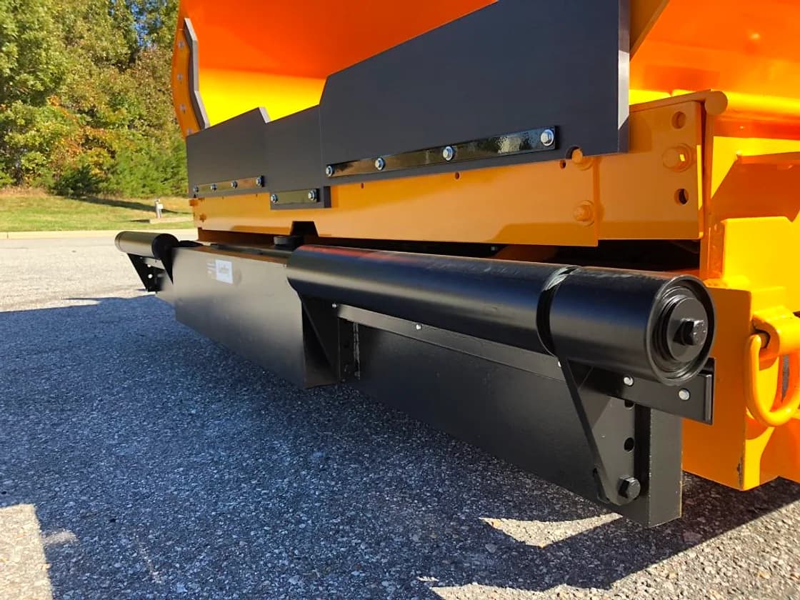 LeeBoy 8510E Asphalt Paver paving system view OEM photo