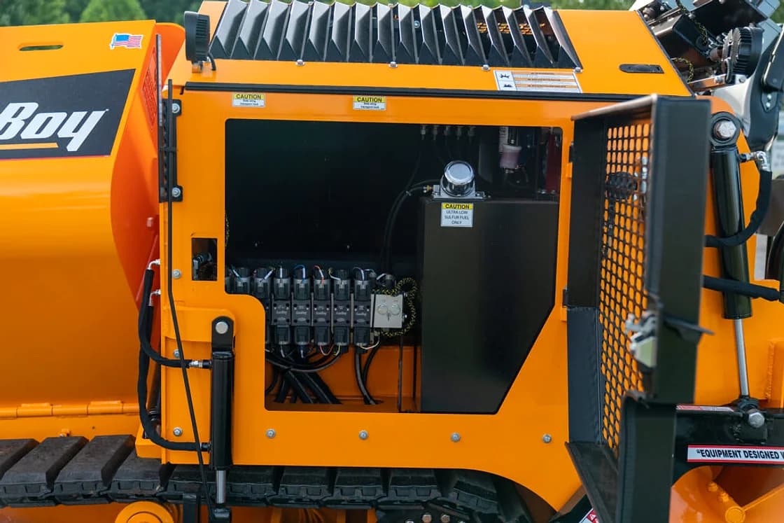 LeeBoy 8608 Asphalt Paver feed and hopper area OEM photo