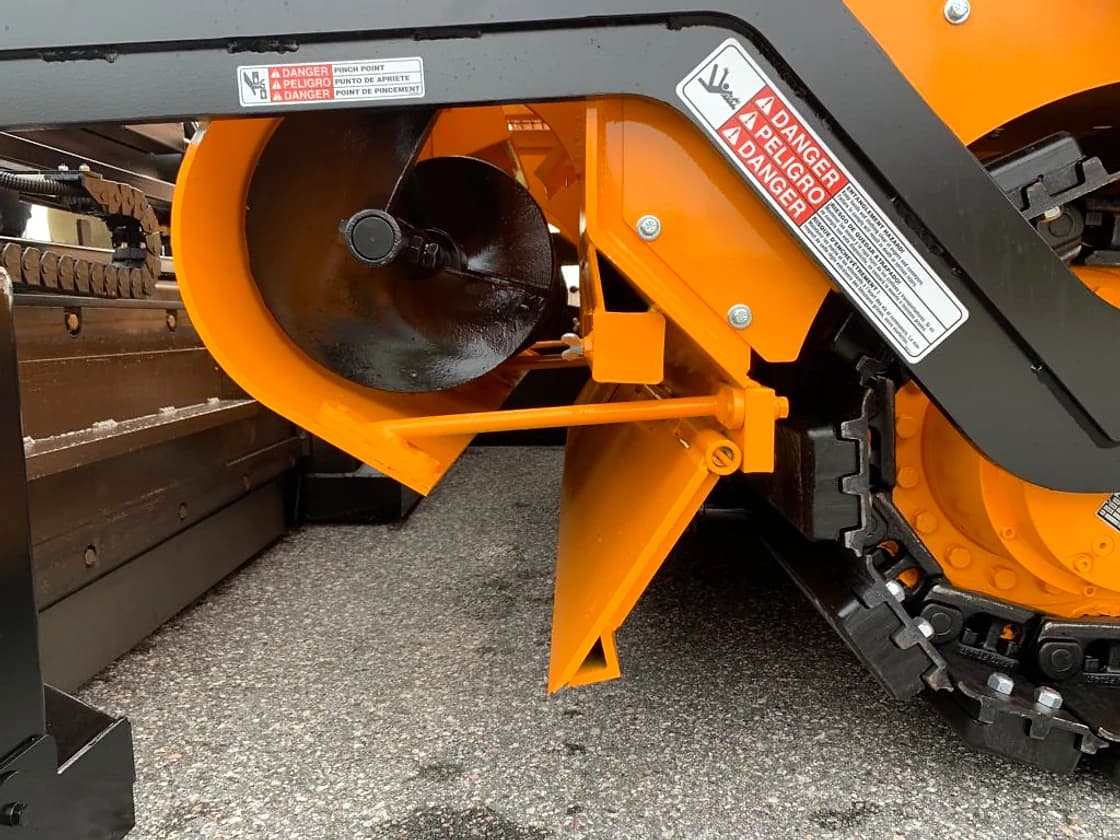 LeeBoy 8616D Asphalt Paver feed and hopper area OEM photo