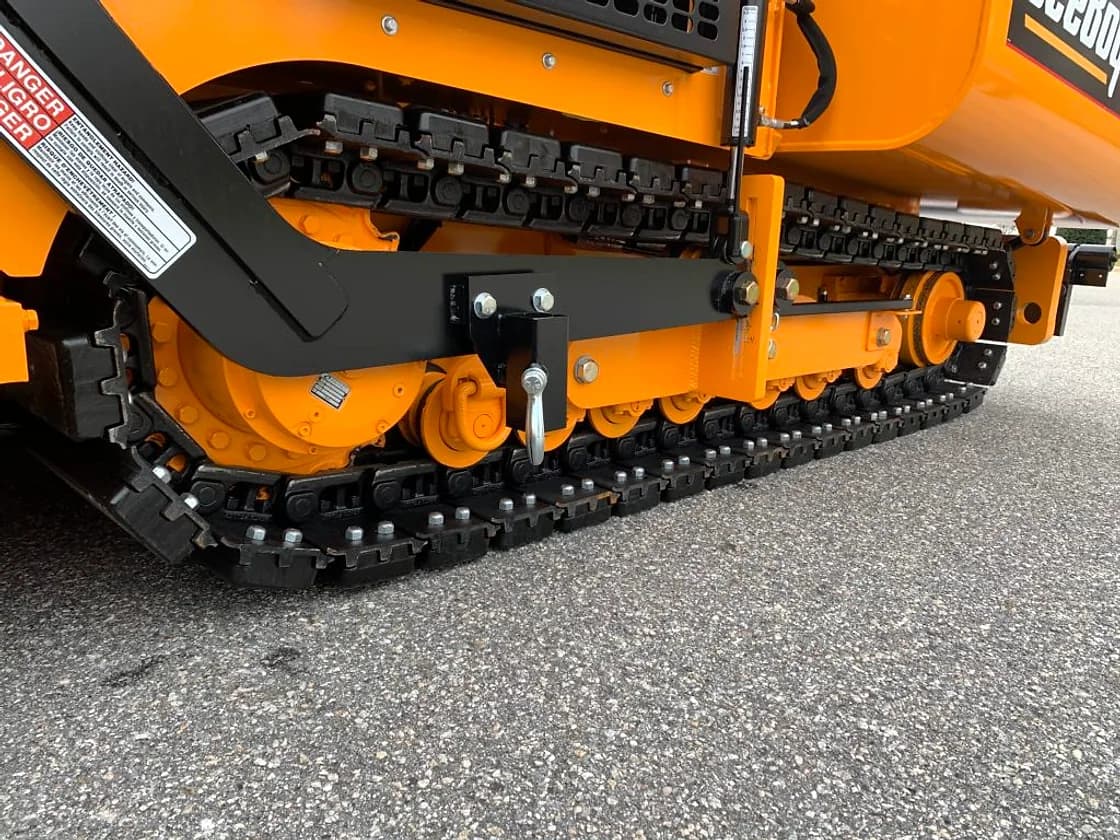 LeeBoy 8616D Asphalt Paver service access detail OEM photo