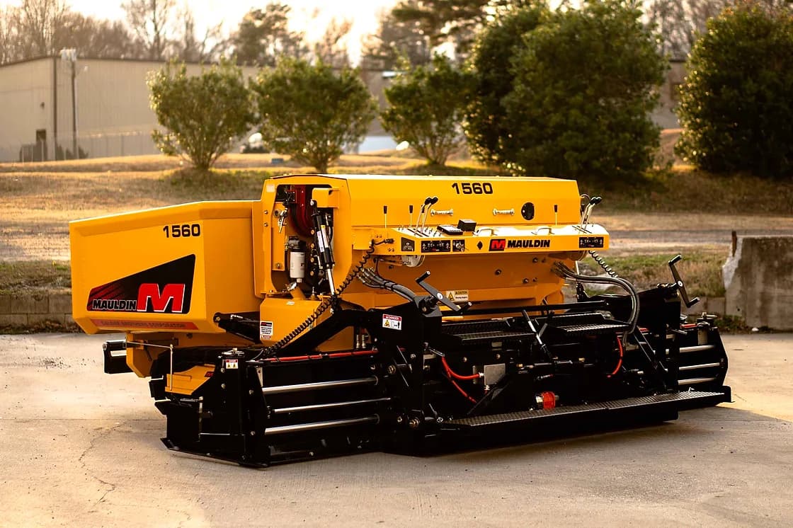 Mauldin 1560 Asphalt Paver product profile OEM photo