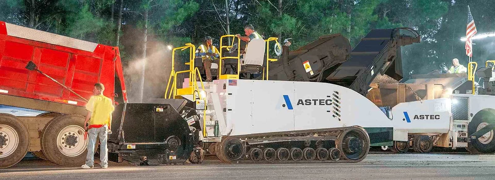 Roadtec MTV-1105 Material Transfer Vehicle asphalt paving equipment