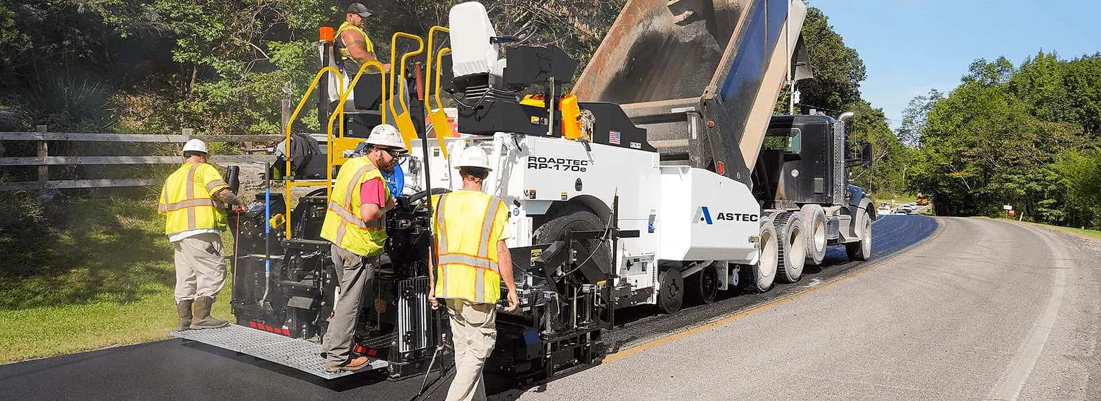 Roadtec RP-170 Asphalt Paver asphalt paving equipment