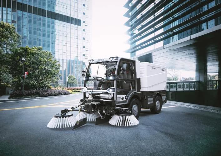 Bucher Municipal CityCat V20 compact sweeper photo 1