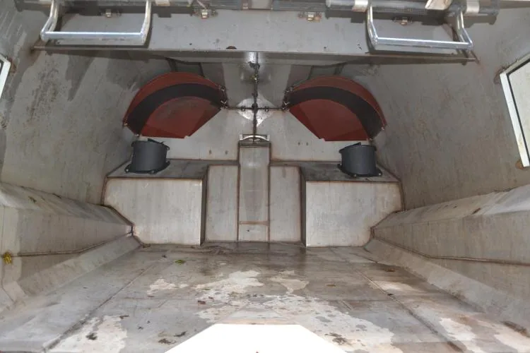Bucher Municipal MaxPowa V80 truck-mounted sweeper photo 5