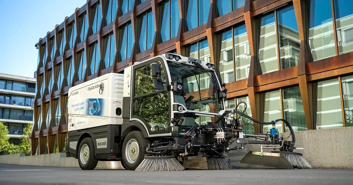 Bucher Municipal CityCat V20e road maintenance equipment