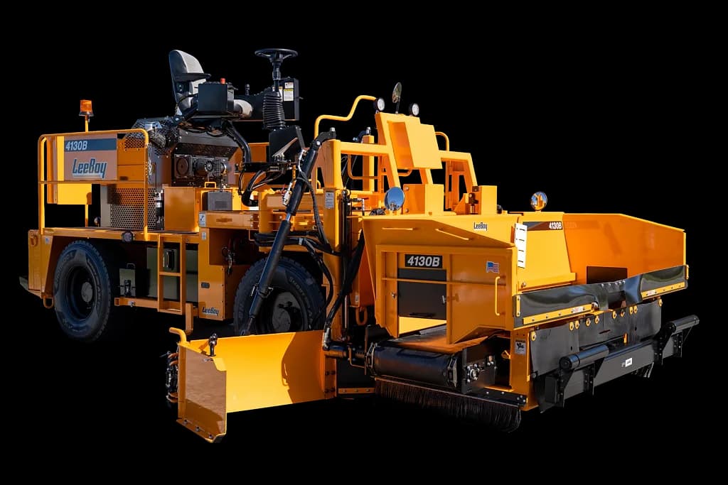 LeeBoy 4130B Road Widener road maintenance equipment