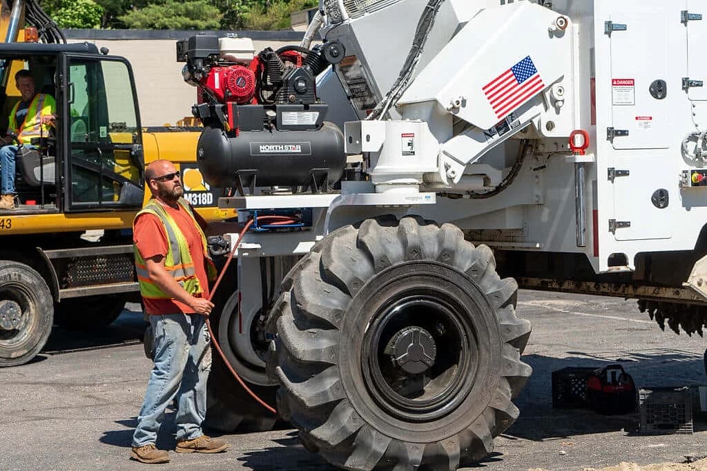Roadtec SX-8 Roadtec stabilizer reclaimer jobsite photo