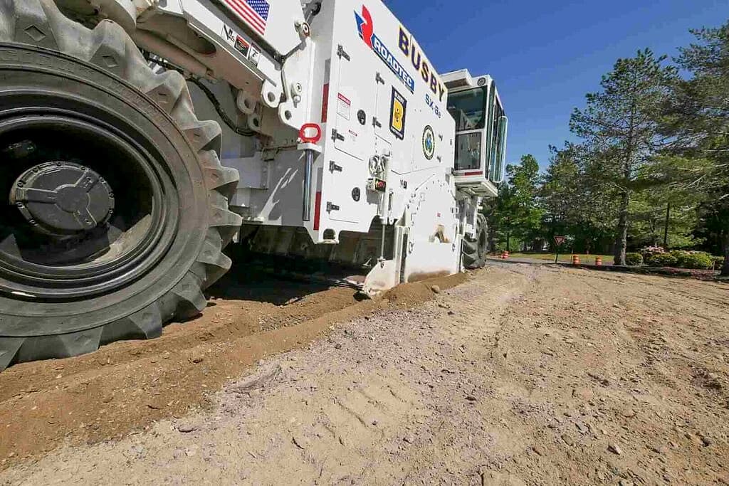 Roadtec SX-8 soil stabilizer with cutter drum engaged