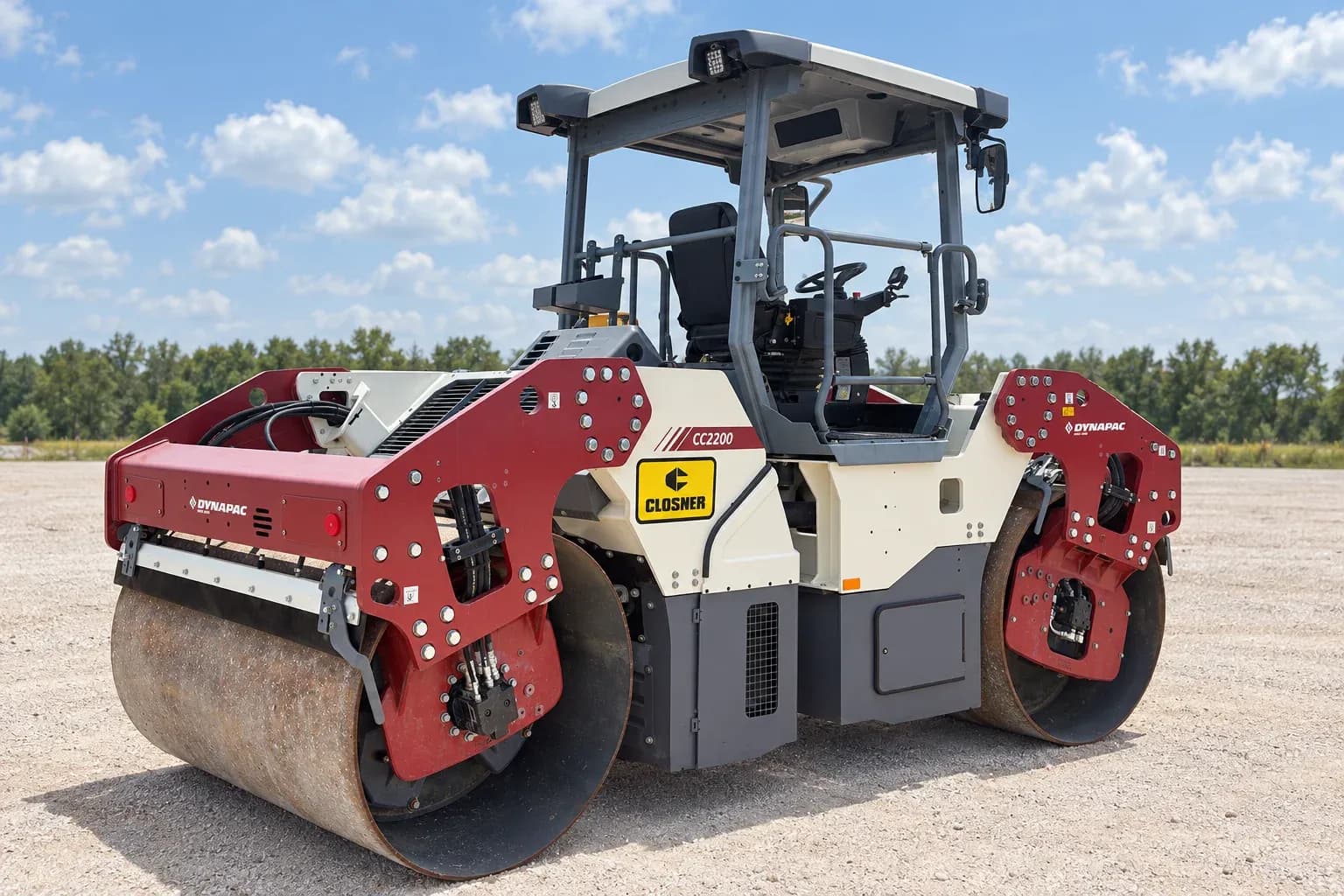 2023 DYNAPAC CC2200 COMPACTION
