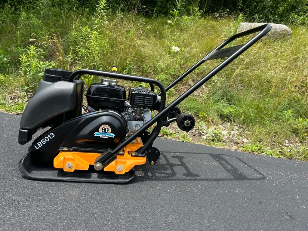 LeeBoy LB5013 transport view